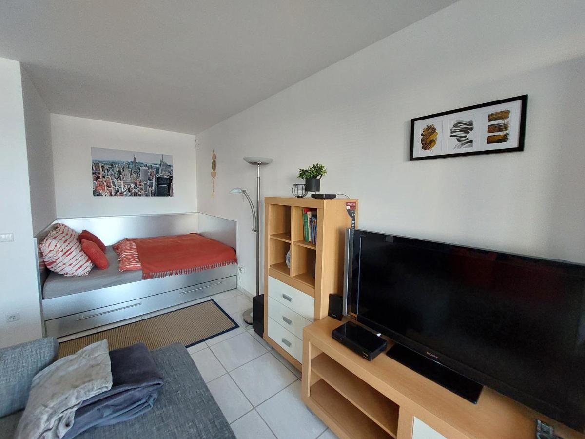 Tower Apartment With Private Terrace Next To Uno Wien Exteriör bild